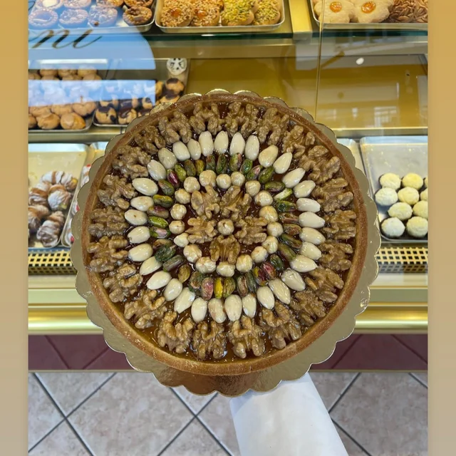 Crostata di frutta fresca di stagione — Cremeria delle Valli, Zogno